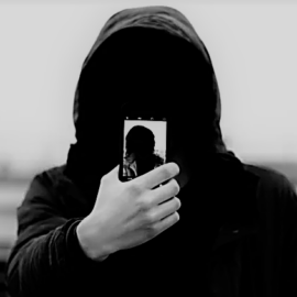 Скритата опасност от онлайн филтрите за красота